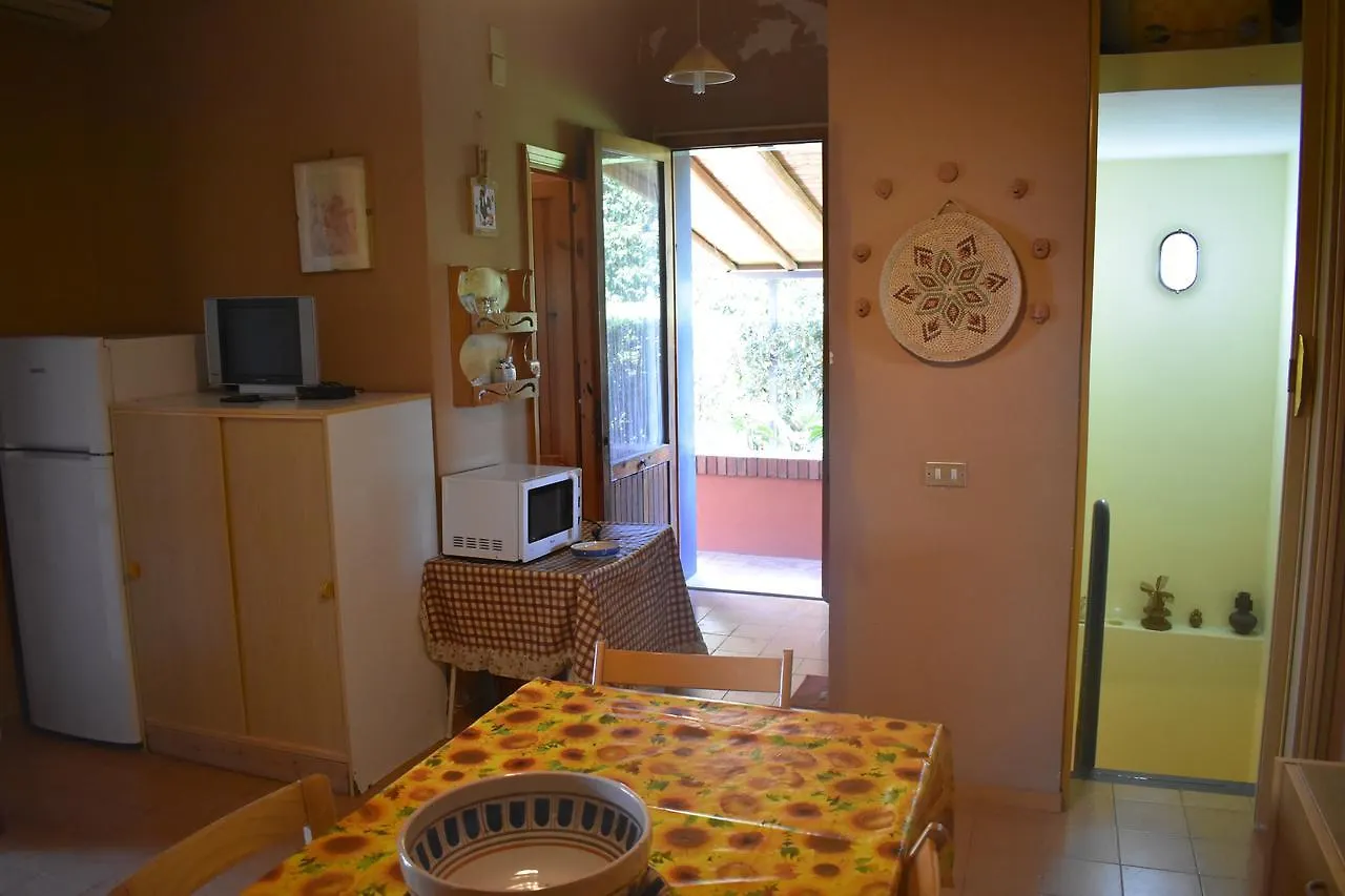 جيارديني ناكسوس Villa Recanati بيت للعطل